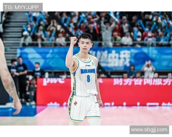 方硕在篮球赛场的崛起与挑战解析他如何成为球队的核心力量与未来之星