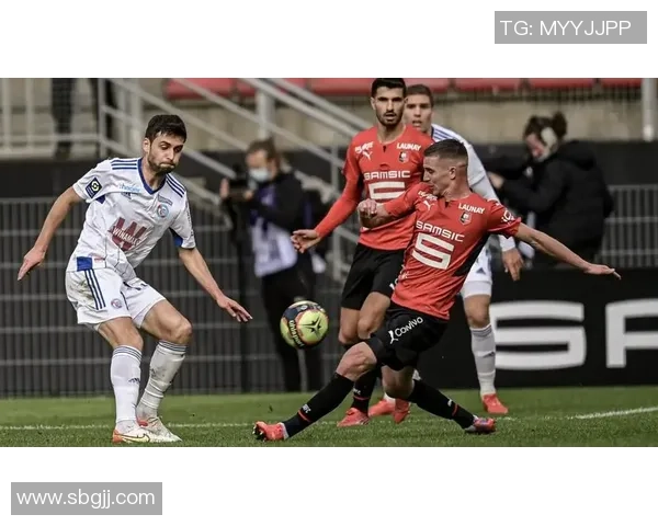 法甲精彩对决兰斯主场迎战斯特拉斯堡争夺三分荣耀 法甲精彩对决兰斯主场迎战斯特拉斯堡争夺三分荣耀