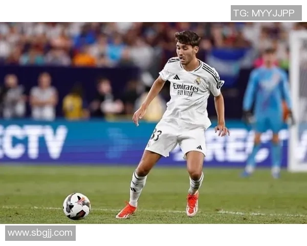 皇马迎战奥布拉多展现足球魅力与激情的巅峰对决